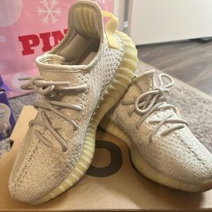 Yeezy Boost 350 Light